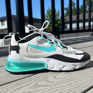 Nike Air Max 270 React Women's Size 7 Running Shoes Photon Dust Aurora Green